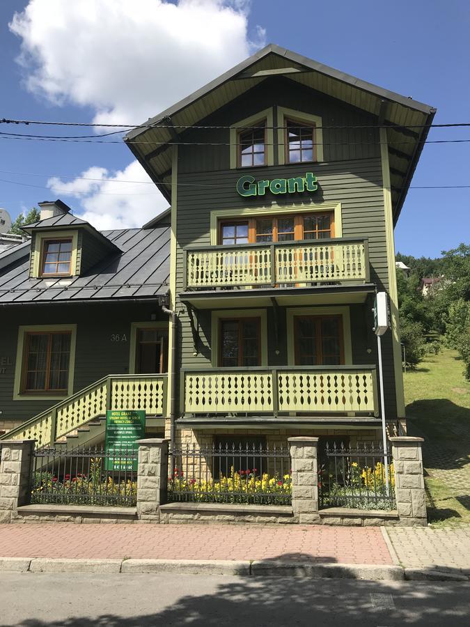 Hotel Grant Krynica Zdroj Exterior photo